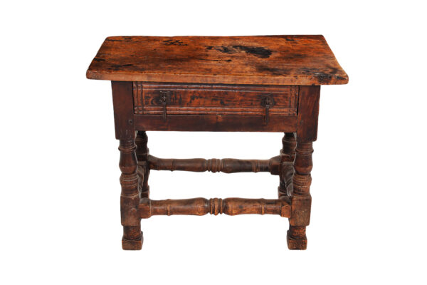 Small Spanish oak table 1 central drawer