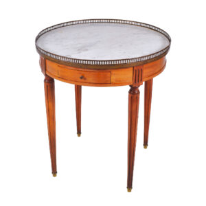 Table bouillotte in natural wood, white marble top and brass gallery