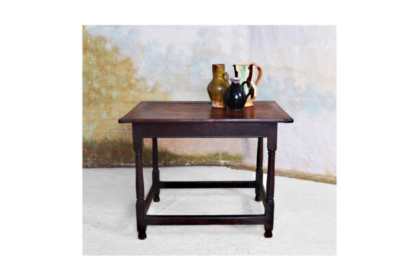Small Oak table