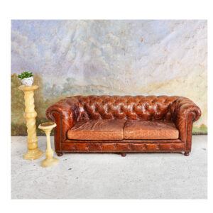 3-seater Chesterfield Couch