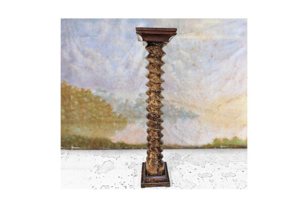 Press screw forming a sellette