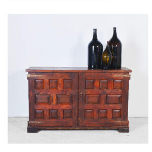 Low sideboard